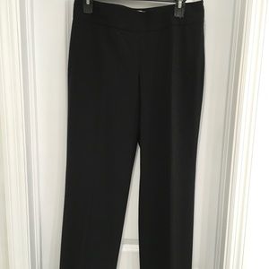 💐 White House black Market trousers